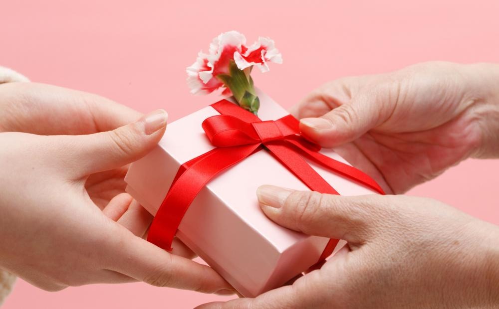 dovanos valentino dienos proga moterims merginai zmonai dovana antrai pusei i namus perlai